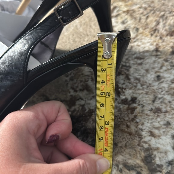 Tamari black 4”” heels, size 9.5, NWOB. - Picture 5 of 5